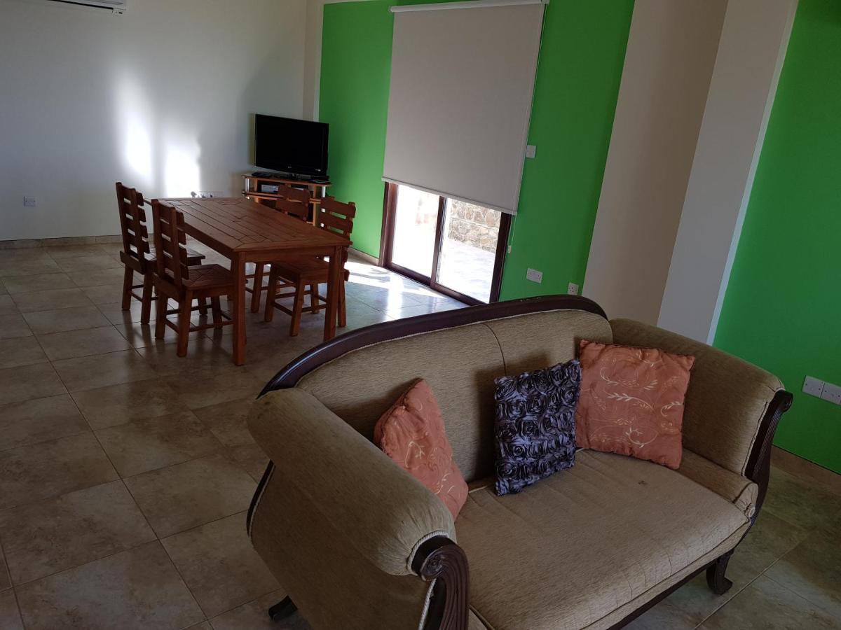 Joanna Sunset Apts โพมอส ภายนอก รูปภาพ